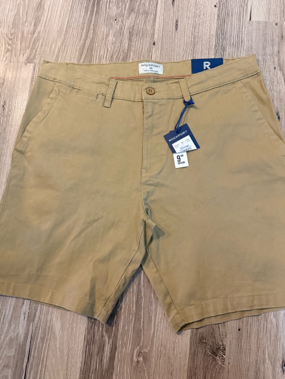 Rockport Men's Tan Flat-Front Performance Shorts